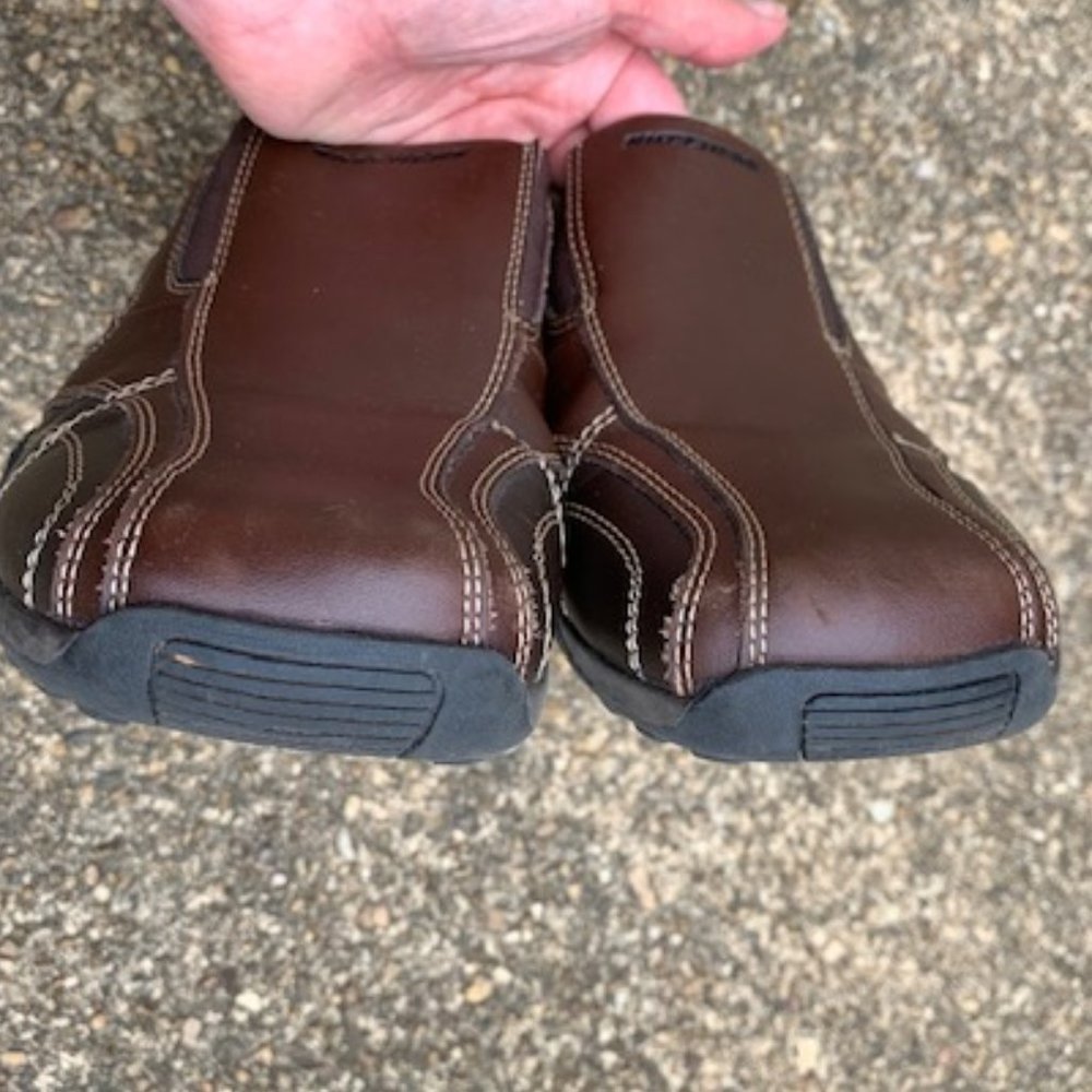 Boy's size 6 brown slip on shoes - Picture 7 of 13